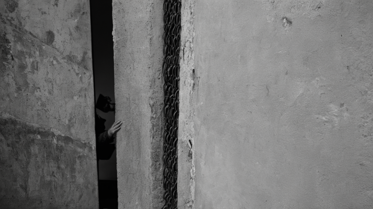 Lyon residence seniors baisser garde featured