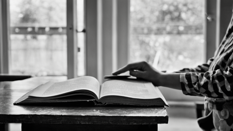 Mini bibliotheques maison ralentir ecrans featured