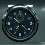 Cheveu lire horloge interne promesse pas gadget featured