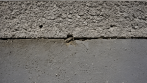Béton recyclé : une dalle à 100 % de gravats tient le choc