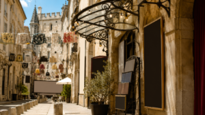 Festival d’Avignon 2026 : 80e In, 60e Off et plus de 1 700 spectacles à choisir cet été
