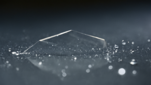 Labo IA : en 12 heures, il trouve des nanomatériaux plus lumineux sans plomb