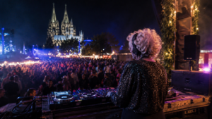 Elles ont plus de 60 ans, elles mixent, et leur premier festival à Cologne a fait danser tout le monde