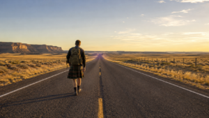 5 600 km à pied en kilt, de Los Angeles à Boston : un supporter écossais récolte plus d’un million pour la santé mentale des hommes