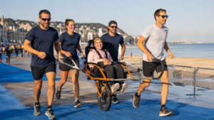 Triathlon de Deauville : à 22 ans, il fait franchir le dernier kilomètre à une ado polyhandicapée