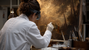 Musées : la vie secrète des œuvres s’ouvre au public, du Louvre à Massy