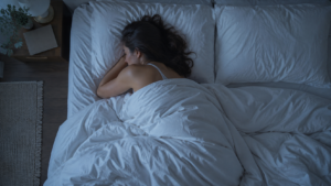 Dormir sur le côté gauche ou droit change quelque chose au reflux, et pas grand-chose au reste