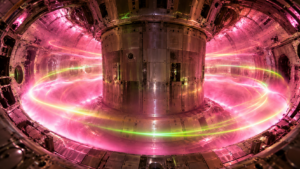 16 000 images par seconde pour voir pourquoi le plasma d’un tokamak devient rose